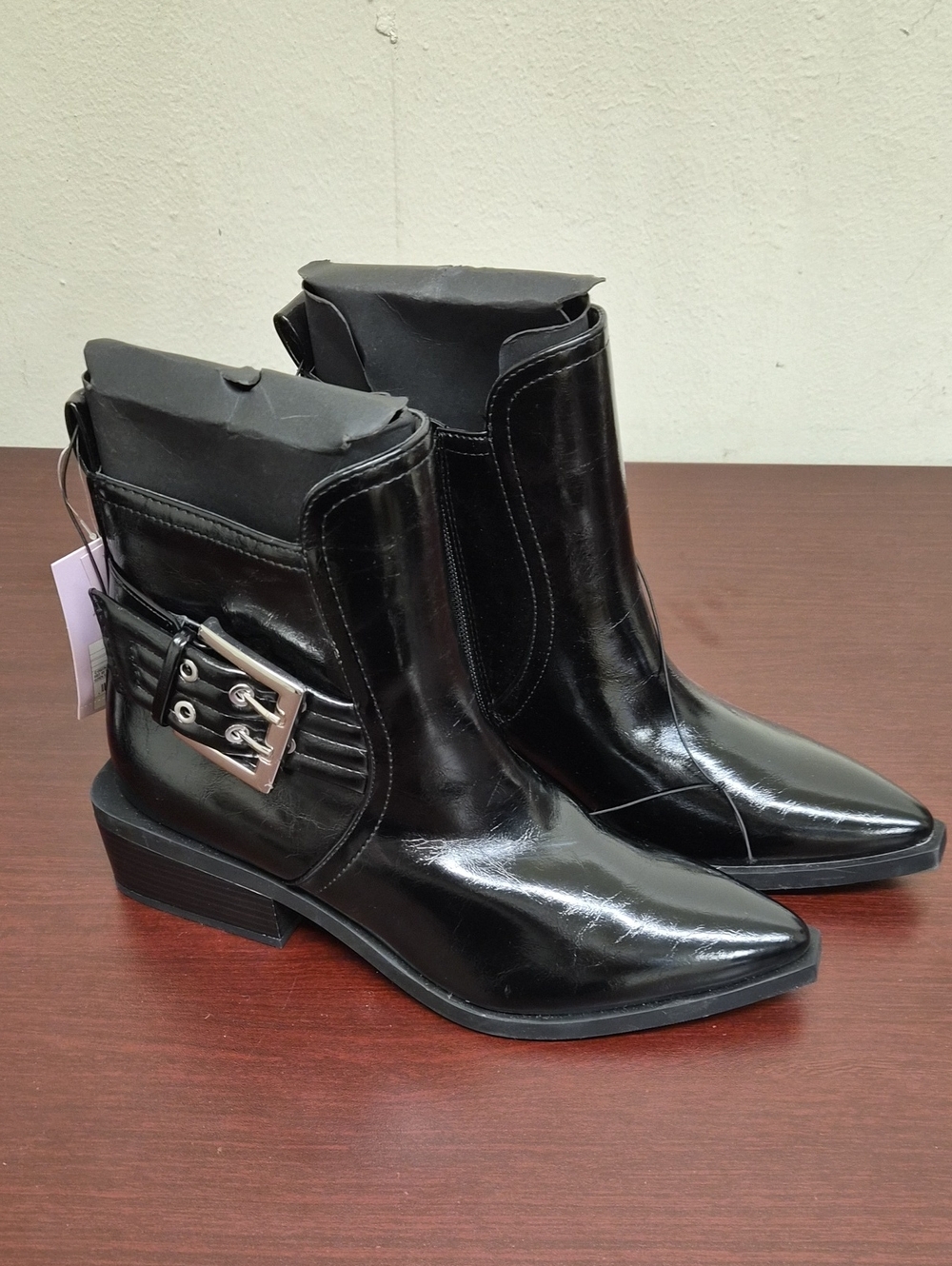 wild fable Black Pointed Toe Ankle Boots with Buckle Accent Size 7
